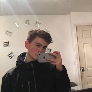 Meet your Posher, Aston